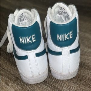 Nike Women’s Sneakers